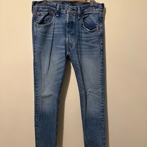 Levi’s 501 Jeans